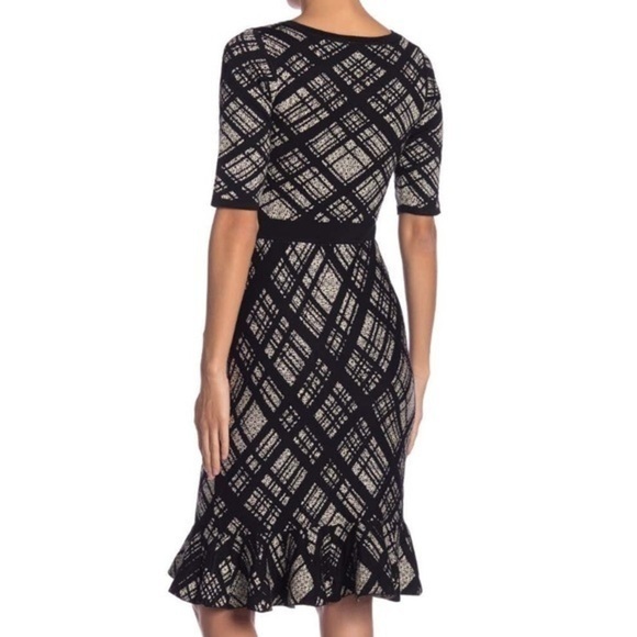 TAYLOR Black Plaid Flounce Hem Midi Knit Sweater Sheath Bodycon Dress Nordstrom - Picture 3 of 4
